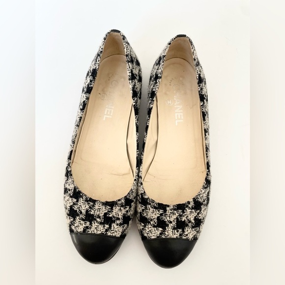 CHANEL Shoes - CHANEL Black and White Tweed Cap Toe Flats